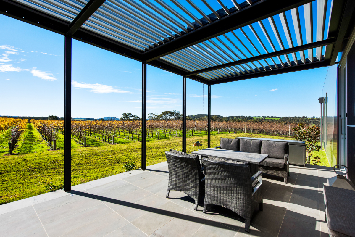 Woodside – Louvretec